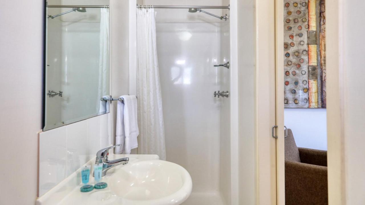 Chinchilla Motor Inn Екстер'єр фото
