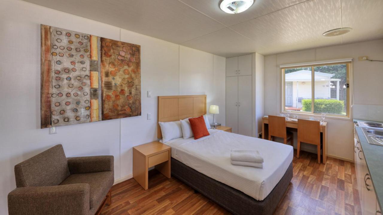 Chinchilla Motor Inn Екстер'єр фото