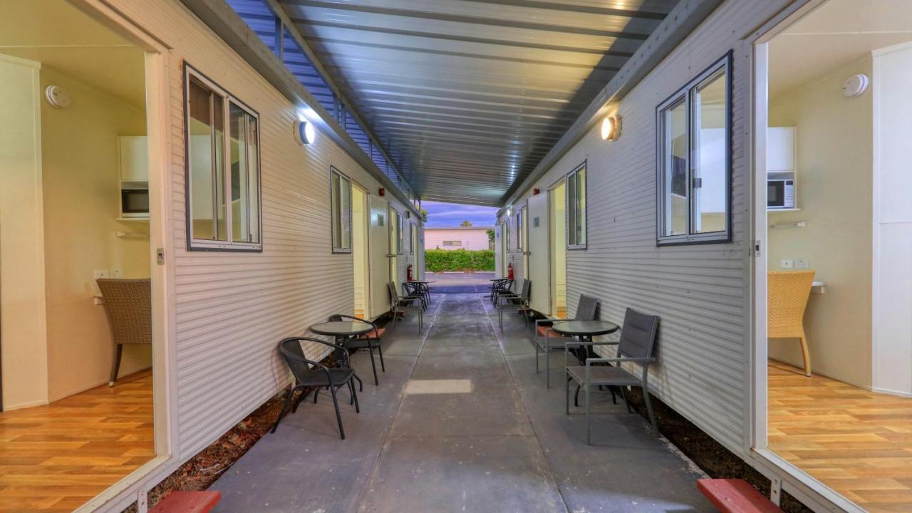 Chinchilla Motor Inn Екстер'єр фото