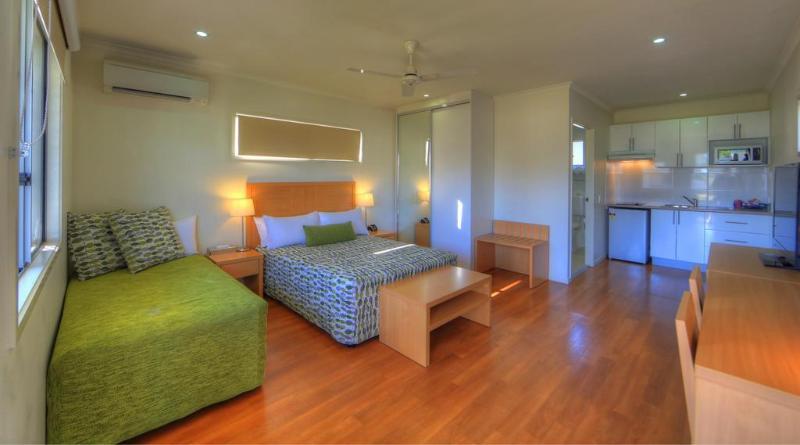 Chinchilla Motor Inn Екстер'єр фото