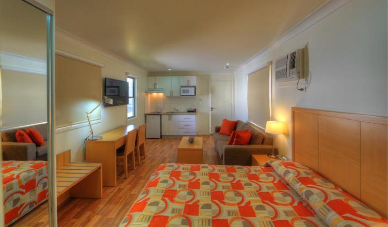 Chinchilla Motor Inn Екстер'єр фото