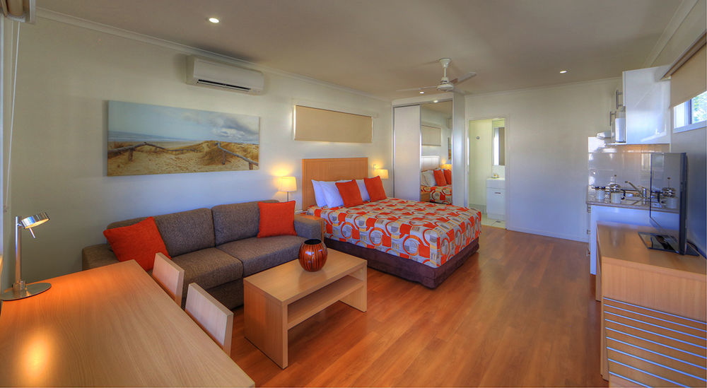Chinchilla Motor Inn Екстер'єр фото